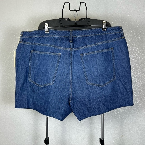 Universal Thread Women’s Blue Denim Boyfriend Shorts Size 20 4” Inseam - Picture 4 of 9